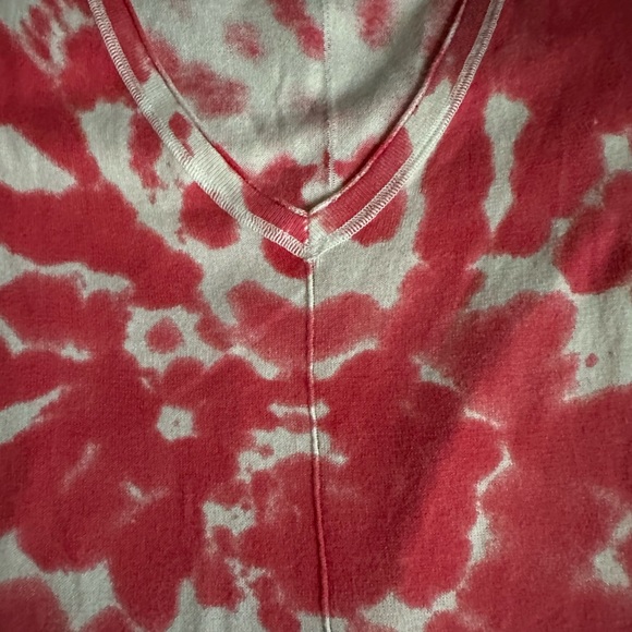 Elliot Lauren tye dye vneck top Sz MD - Picture 3 of 5